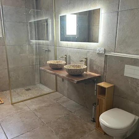 Maison De Charme En Bord De