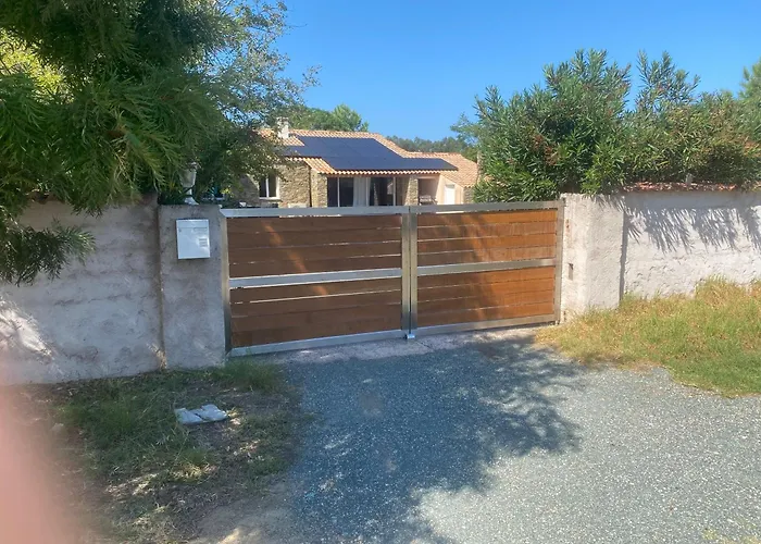 Maison De Charme En Bord De * Люссиана